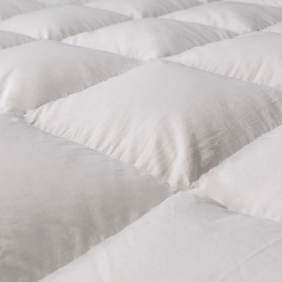 Couette synthétique Couette Voie lactée "Hiver" Onea Couette synthétique Couette Voie lactée "Hiver" Onea