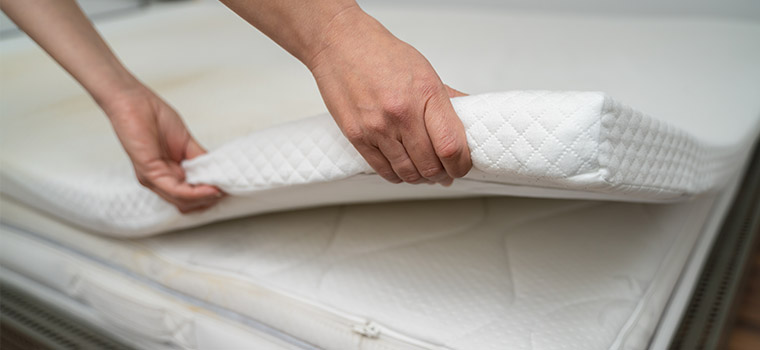 surmatelas taille épaisseur choisir sur-matelas fermeté confort