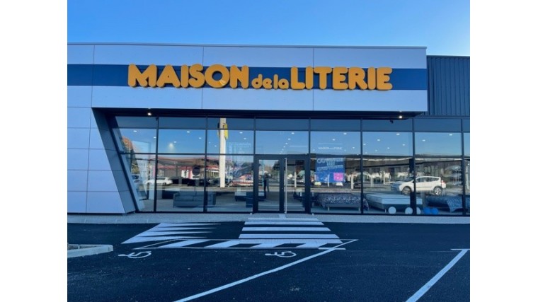Magasin de matelas et sommiers à Boé